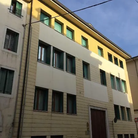 Elegant Apartment